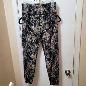 BOGO🌟 Cropped Leggings